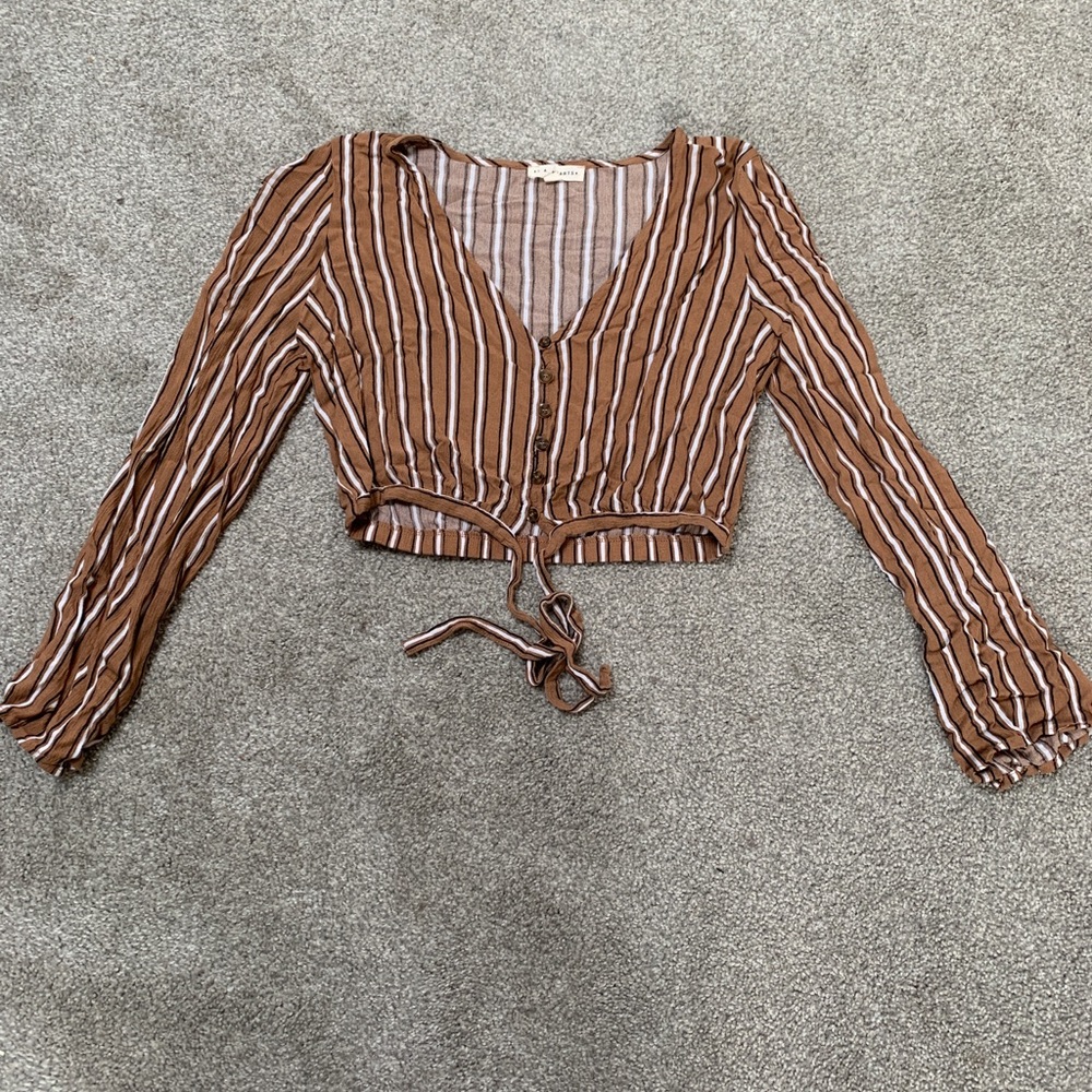 Forever 21 striped cropped dress shirt w tie